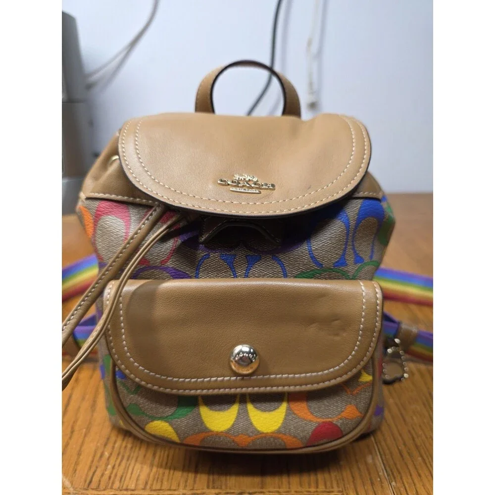 Coach Pennie Backpack 22 Rainbow Signature Mini Backpack Leather W/Wallet